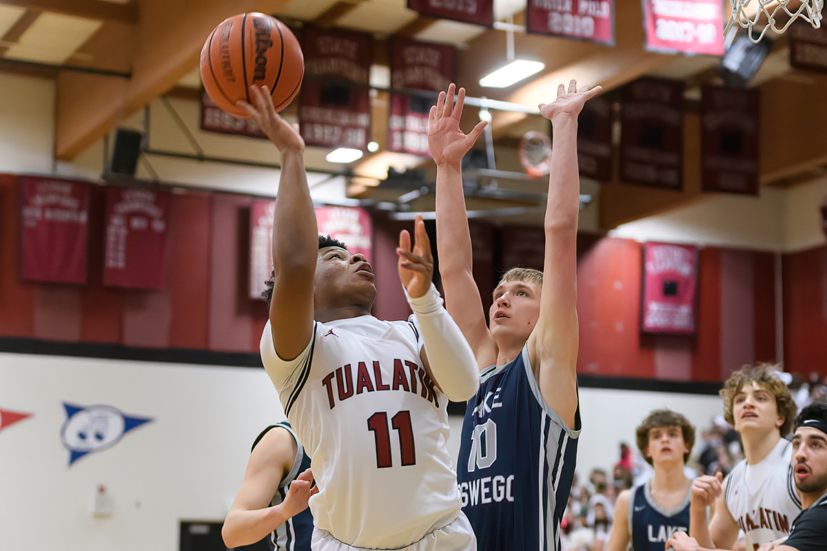 Tualatin Lake Oswego boys basketball Ken Waz 7